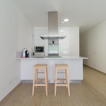 Homeforguest Apartamento Con Terraza Y Parking En Las Canteras 大加那利岛拉斯帕尔马斯 外观 照片