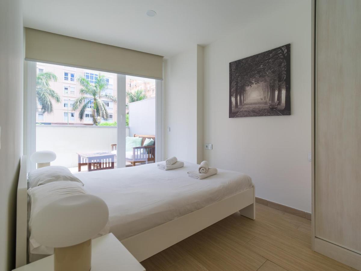 Homeforguest Apartamento Con Terraza Y Parking En Las Canteras 大加那利岛拉斯帕尔马斯 外观 照片