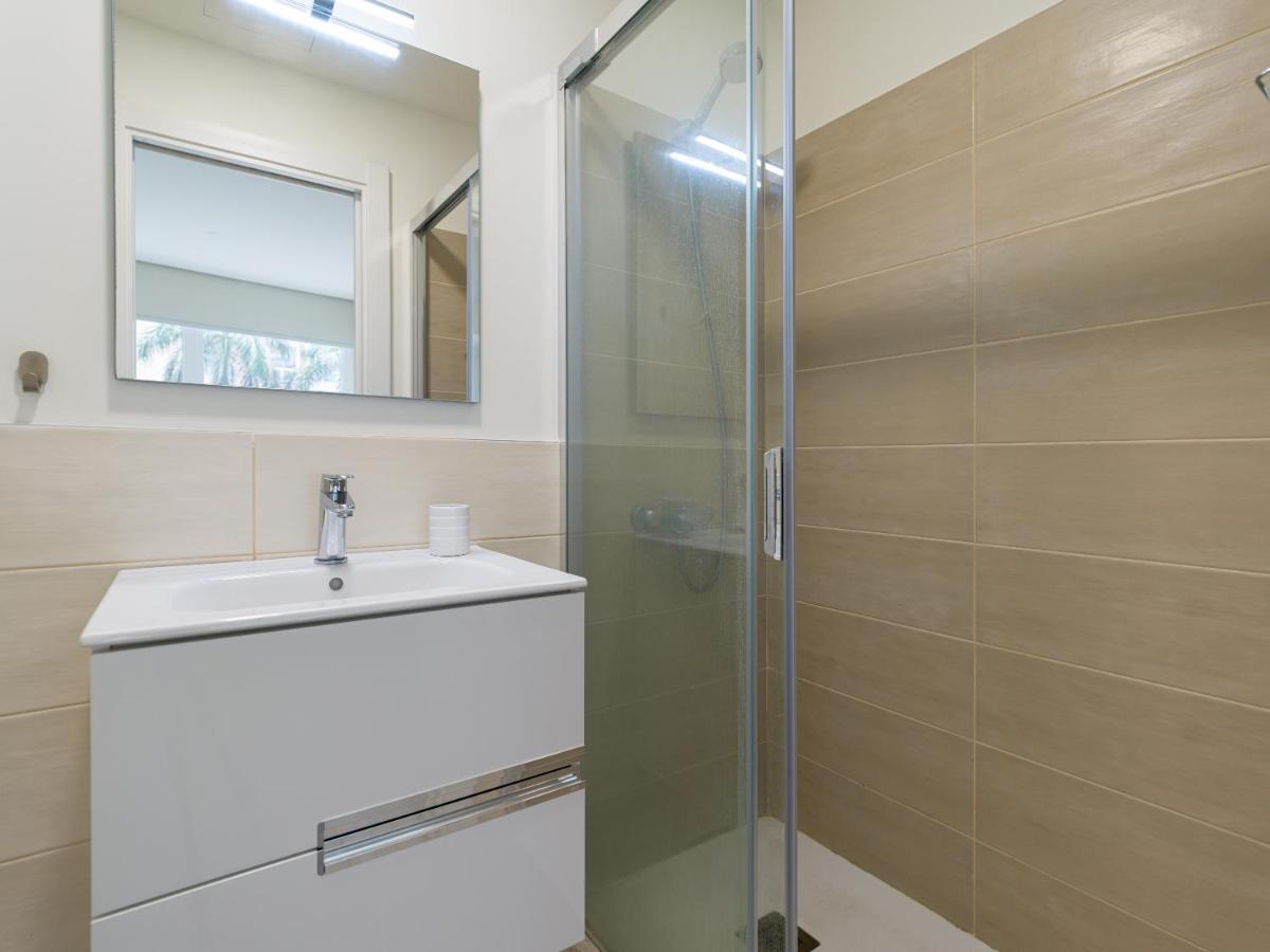 Homeforguest Apartamento Con Terraza Y Parking En Las Canteras 大加那利岛拉斯帕尔马斯 外观 照片